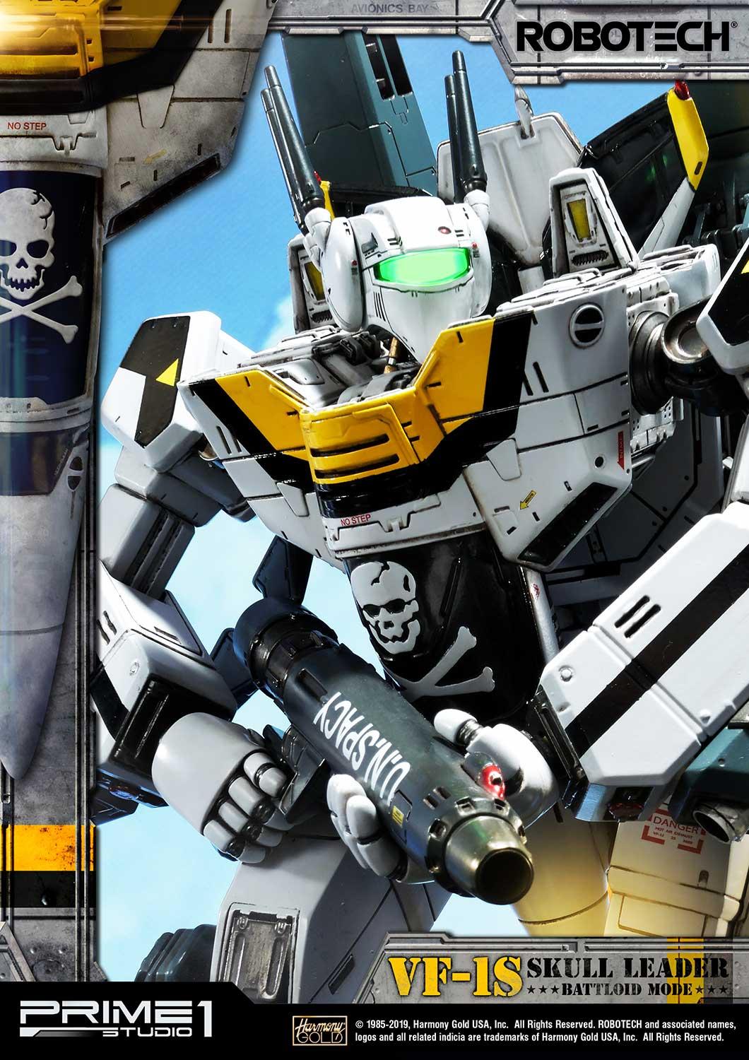 Premium Masterline Robotech VF-1S Skull Leader Battloid Mode